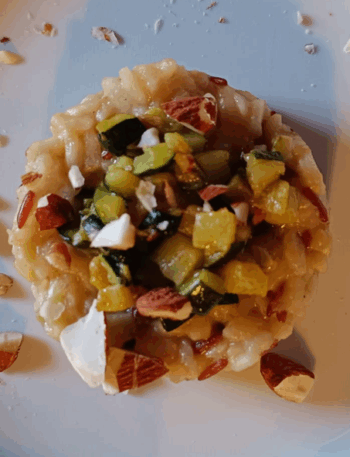 risotto-alle-zucchine-con-burrata-e-nocciole-ricetta