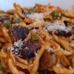 trofie-funghi-e-piselli-ricetta